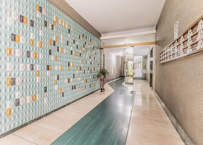 Domus Farinacci - Your Vatican Refuge In *